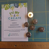 Button 22mm Round Shank Threaded Silver