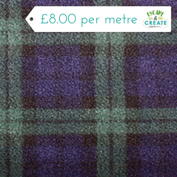 Fleece (Tartan) in Navy/Green