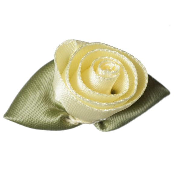 Rose: Large with Green Leaves in Maize Yellow