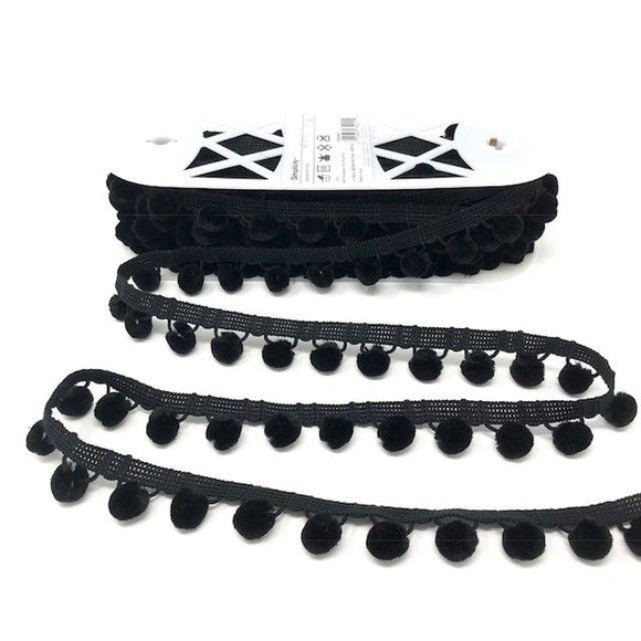 Pom Pom Trim 28mm Soft in Black