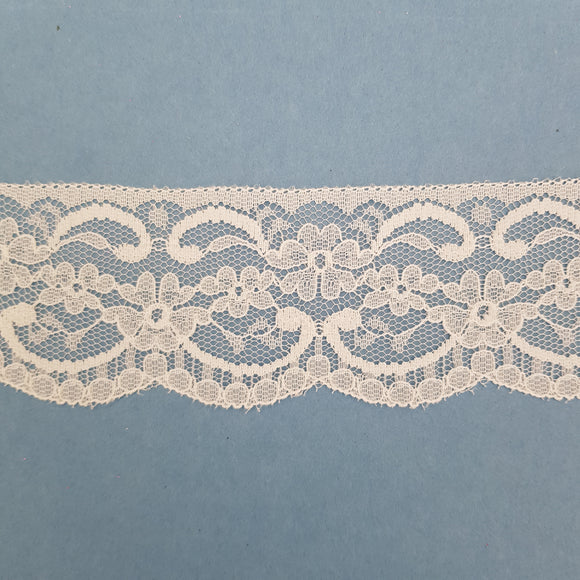 Lace: 60mm Flat in White (Polyester)