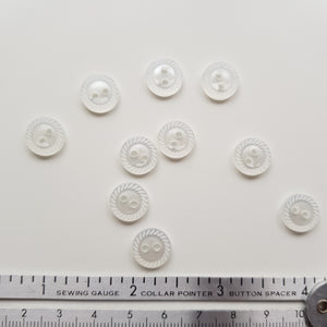 Button 12mm Round, with Cut Edge in Clear