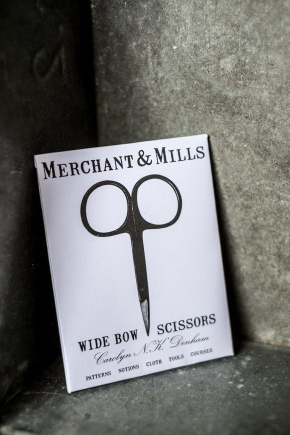 Scissors Wide Bow 10cm by Merchant & Mills