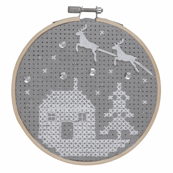 Cross Stitch Kit with Hoop (Counted) - Snow Scene