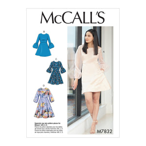 McCalls M7832