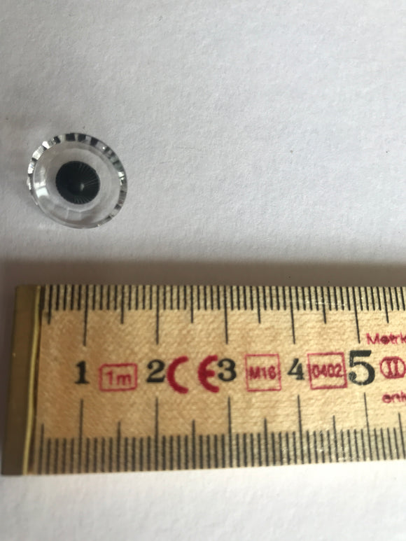 Button 15mm Round Clear with Black Centre